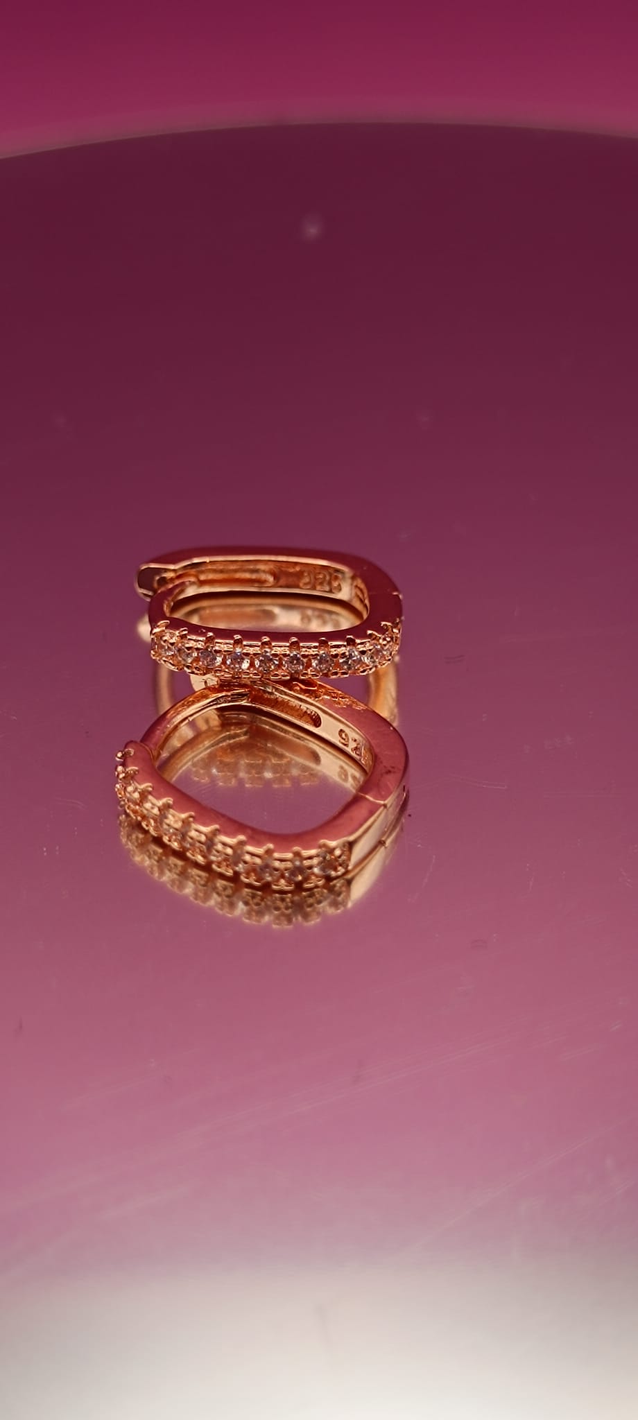 Roségoldene Kristall-Glitzer-Creolen