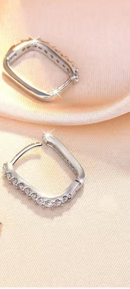 Κρίκοι με κρυστάλλινη λάμψη